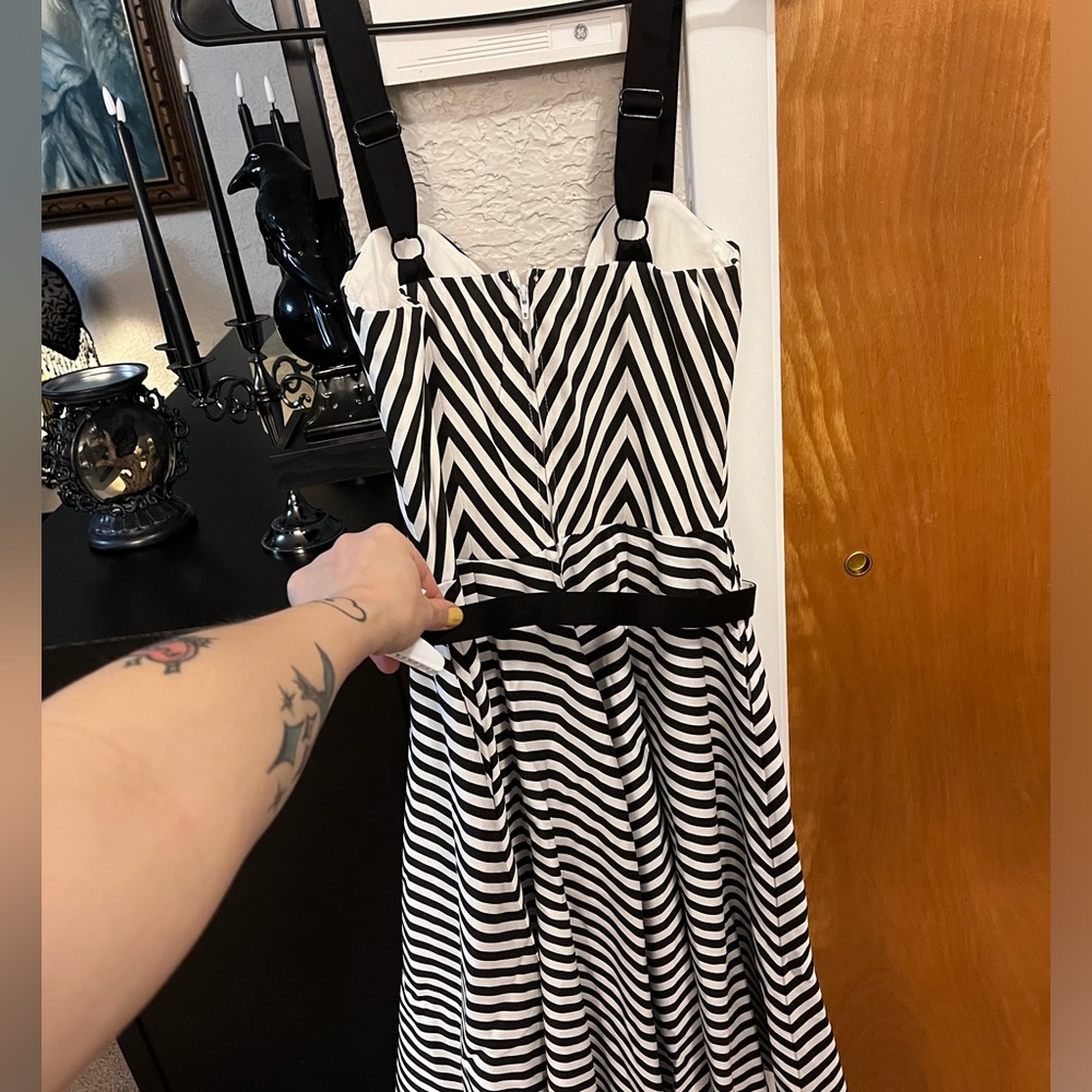 NEW WITH TAGS Dollface Dress in Black and White Vixen by Michelline Pitt size S - Picture 5 of 8